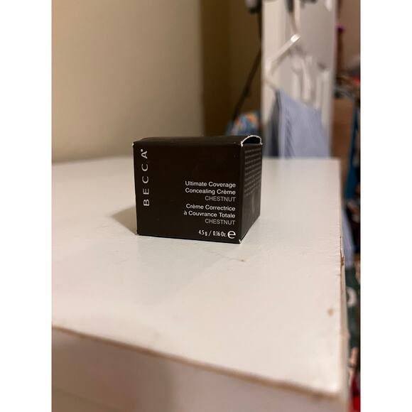 BECCA Ultimate Coverage Concealer - Shade Chesnut - Picture 2 of 2